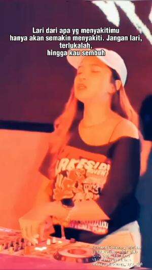 #dj Jika Cinta Dia #whoopwhoop🎉 #djadhe #fyp #djremix #djbreakbeat #storywhatsapp #djfullbass #djfunkot #djfunky #whoopnightclubera #whoopni