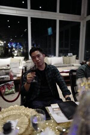 mouth-watering comfort food by arek malang. pray for kanjuruhan