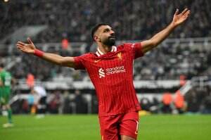 Gol ke 100 Mo Salah di EPL
 #sepakbolaeropa   #Liverpool  #viral  #fypシ゚viral  
