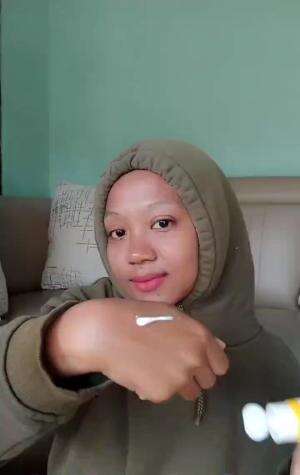  #sunscreen  #riview  #skincare #riviewskincare  #trending  #viral #HOTrctiplus #rcti+