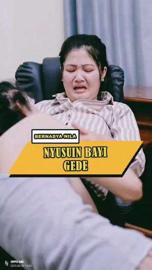 nyusuin bayi besar 
#drama
