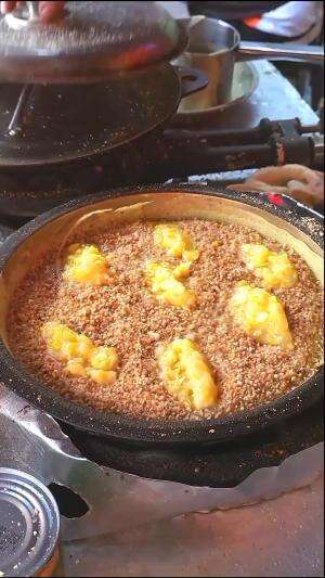 Wajib Dicoba!! Pancake Kacang Malaysia yang Lezat 

#makanan #terangbulan #food #kuliner 
