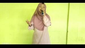 Bismilahirahmanirahim Assalamualaikum wr.wb ASNI ASMAWATI_17 tahun_kota/kabupaten cianjur_insyaallah (maher zain) dan mughrom