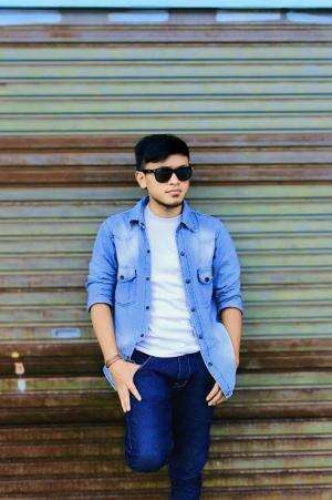 Cover Mengejar matahari - Ari Lasso  #mengejarmatahari #coverlagu #coversongchallenge #viralfyp 