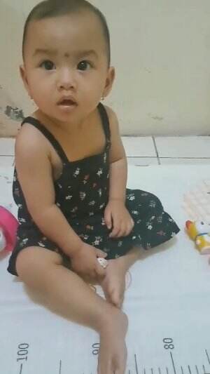 Noora suka main hello kitty 🐱  #NooraKhadijahAlKhered  #hellokitty  #bermain  #permainan  #masyaallahtabarakallah 
