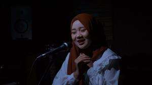 cinta luar biasa - andmesh kamaleng cover by krispin anggraini jngn lupa vote ya terimakasih #rcti+ #showmeyourevoice