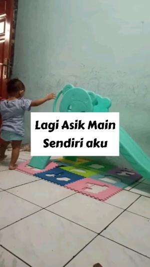 Jangan ganggu aku yah. 

#RCTIPlus #HOTrctiplus #Duniaanakanak #Edukasianak #Videobermainanak #Anakpintar 