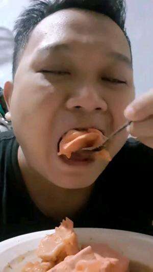 Makan Bakso Cuma 5k Wes Bikin Kenyang Isine Lumayan Mantap⁉️. #RCTIPlus #shortplus #bakso #makanbakso #jajanan
#kuliner #kulinerpinggiran 