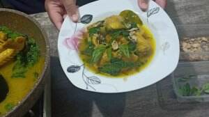 Ayam bumbu kunyit daun kemangi, Gurih dan wanginya nampoll, yuk kita masak masakan simple tapi enak, dijamin Nagih 🤗 #audisimci9