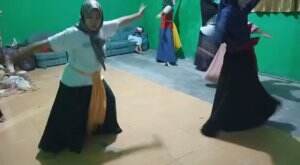semangat ibu2 Fatayat 