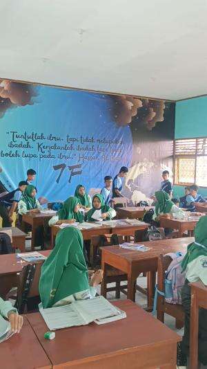  ANAK ANAK ASIK BERMAIN BOLA DI KELAS  #RCTIPlus  #HOTrctiplus  #HomeOfTalentRCTIPlus  #RCTIoke  #rctiofficial  #rcti 