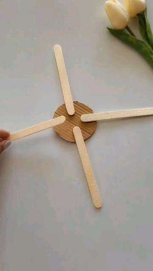 PAJANGAN DINDING KREATIF