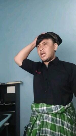 Kurang Mendengar , maaf😅