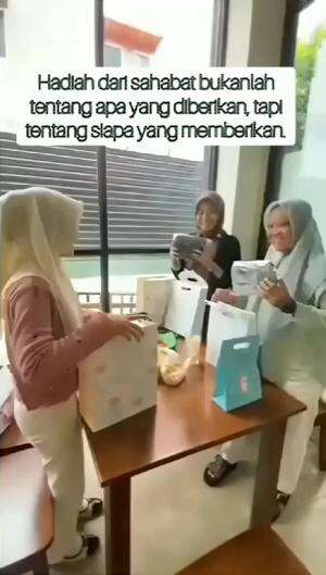 hadiah dari sahabat
#viral #fyp 