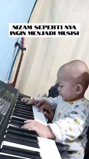 Bantu nizam bermain piano teman-teman,

 #rctiplus #dunianakanak #duniahiburan #edukasianak