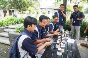 Karyawan paragon lagi main games  #HOTrctiplus  #RCTIPlus  #hot #gameseru  #menghibur 