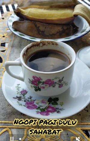 KOPI HITAM HANGAT PENUH KEDAMAIAN
#salamkopigelasplastik 
