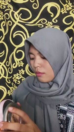 anak nenek, ibunya atau bapaknya 