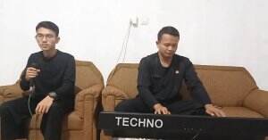 Nama Duo/grup : HI Mustami , Asal : Garut Judul lagu : Rapuh - Opik