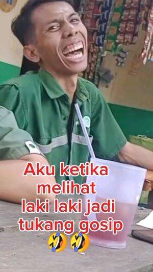 Aku ketika melihat laki laki gosip




#semuaorang 