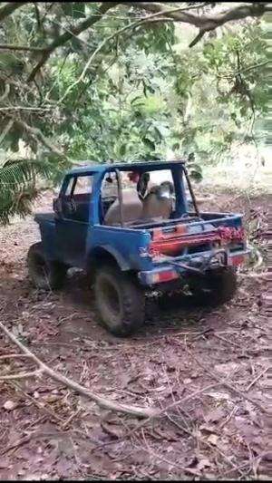 Tanjakan pertama setelah melewati pohon tumbang. 
#offroad
#adventure
#jimny4x4
#RCTIPlus 
#MyFirstVideoOnHot+ 