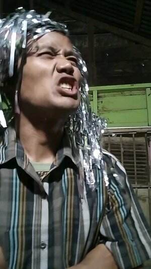 eh dengerin ya... gue gak tertarik ama boy.. gue masi tertarik ama girl lo..
