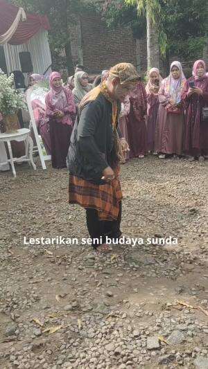 Melestarikan Seni Budaya Masyarakat Suku Sunda