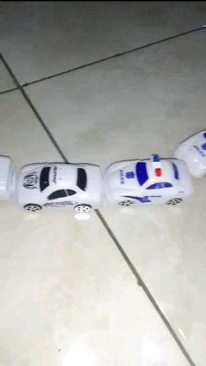  #mobilpolisi
 #truktowing #mainananak 