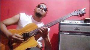 instrumen gitar akustik 