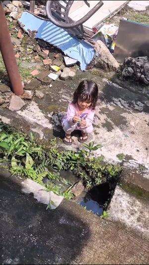 Kirana Ngapain Itu Sendirian #trending #kirana 
