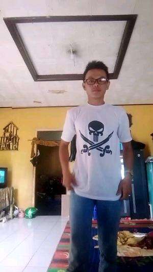 Riki Setiawan # umur 30 # asal Bandung #