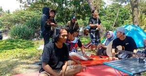 Pengamen jalanan  #Pengamenjalanan #penyanyi #hiburan 
