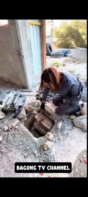 Mbak" ini menemukan peti misterius di bangunan terbengkalai, isinya bikin kaget..  #hartakarun