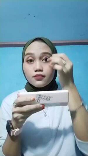 gimn hasil make-up nya 