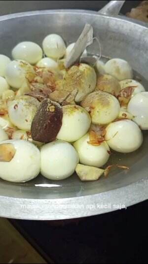Bikin telur bacem dari telur ayam #edukasi #fyp #fypシ゚viral #trending #foryou #RCTIPlus #HOTrctiplus 
