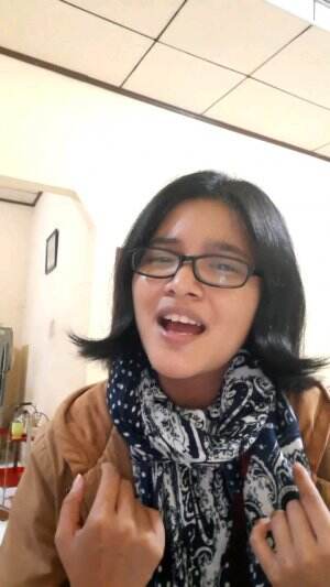 TheSingingBeeIndonesia_AgustinWidjayanti/AugieWina_Bernyanyi nesia