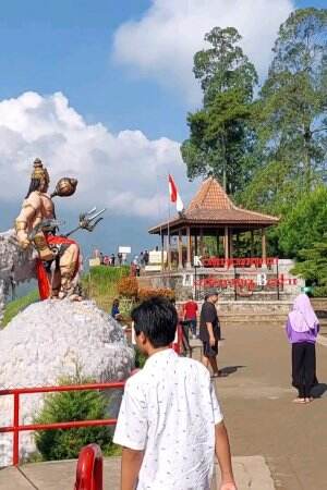Wisata Paralayang Batu Malang