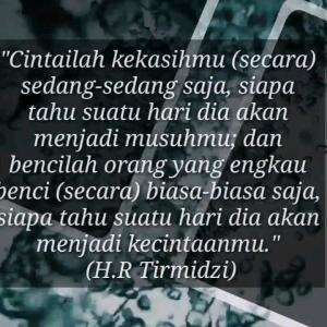 INTINYA JANGAN BERLEBIHAN KALAU CNTA DAN BENCI
#motivasiislam #motivasi #Nasihat #alquran #hadits #introspeksi #hijrah


