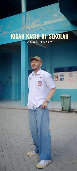 KISAH KASIH DI SEKOLAH cover by AGUS HAKIM_CILACAP_21THN 
