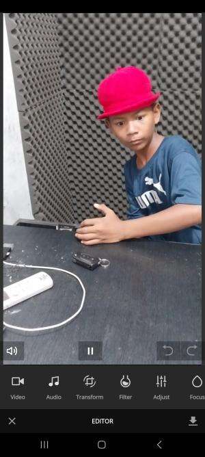 mencuri #funny #comedy #humor #MyFirstVideoOnHOT+ #lucu 