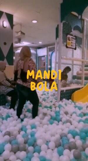 mandi bola seseru ini 