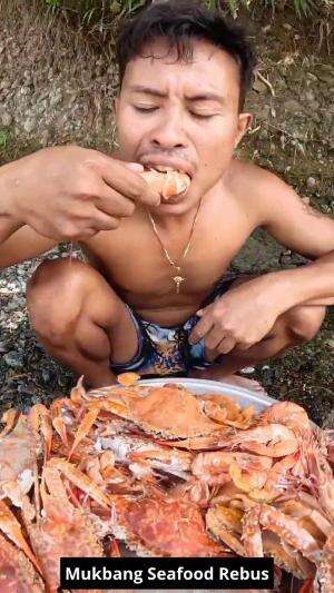 Mukbang Seafood Rebus #Mukbang  #seafood  #SeafoodLover  #rebus 
