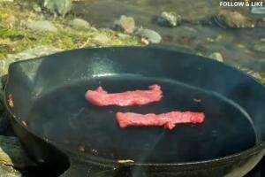 cooking in the forest  #healthyfood  #lovecooking  #forest  #fyp #Viral 