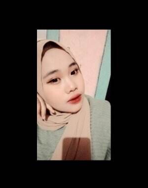 Nama:Nunur Nurhayati  Usia:19tahun  Kota Asal:Garut Judul Lagu:Bismillah Cinta & Lailaha Ilalloh