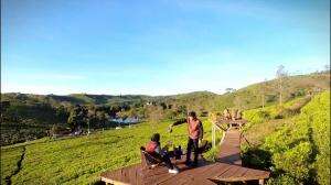 Yang mau dibikinin video pre-wedding kayak gini, kontak langsung aja via Instagram (at)Ricky.Maru. Harga cingcai lah, yang penting deal #Jas