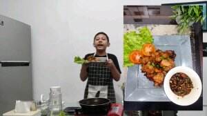 5 rempah dicampur menjadi 1 bumbu, gimana rasanya yaa?!! ~ Five Spices Chicken with Chilli Sauce, Soy Sauce | Kevin Koo | Solo | 13 Tahun
