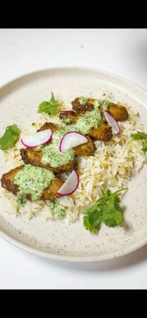 Peruvian Chicken Wings Green Sauce With Garlic Butter Rice