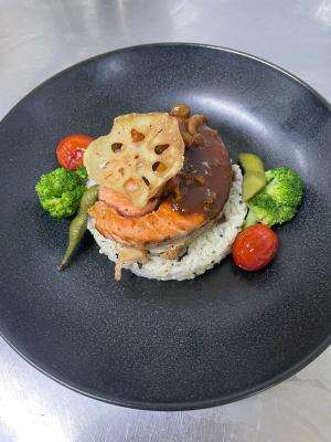 Pan seared salmon with miso sauce and garlic butter rice 