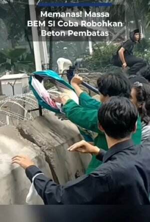 Mahasiswa Bem SI menggelar Aksi Damai Bertajuk "Indonesia Gelap" #aksidamai #bem  #SI #Viral 