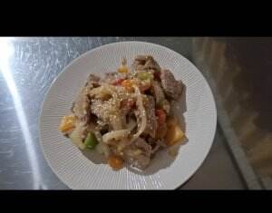 Gasss... buruan cobain Japanese Cooking Miso Ginger Grilled Tender Beef buatan Berlia dari Bekasi  #Onlineauditionmci13 